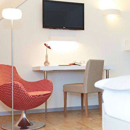 Landhotel Sonne Нойендеттельзау Экстерьер фото