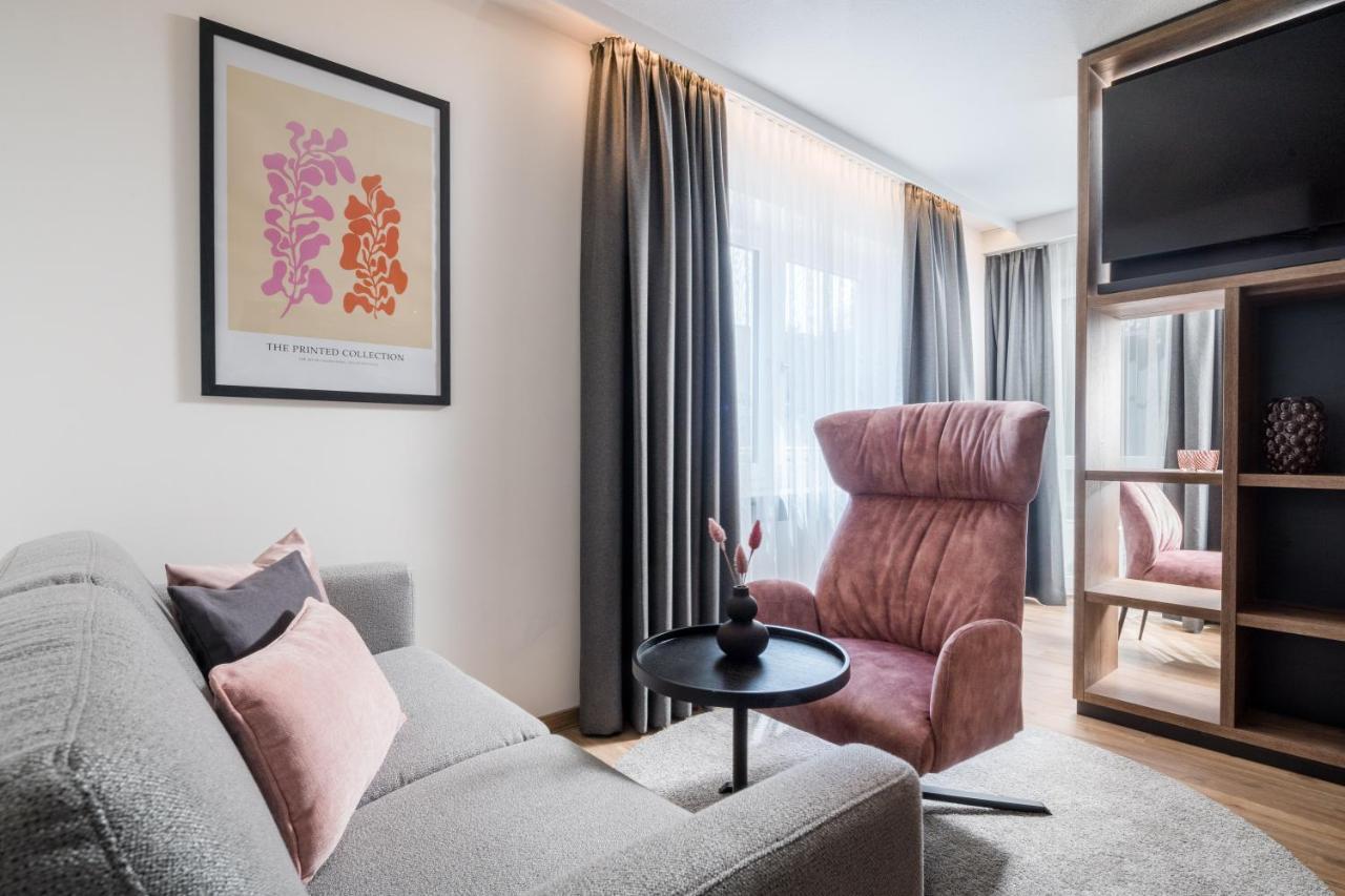 Landhotel Sonne Нойендеттельзау Экстерьер фото