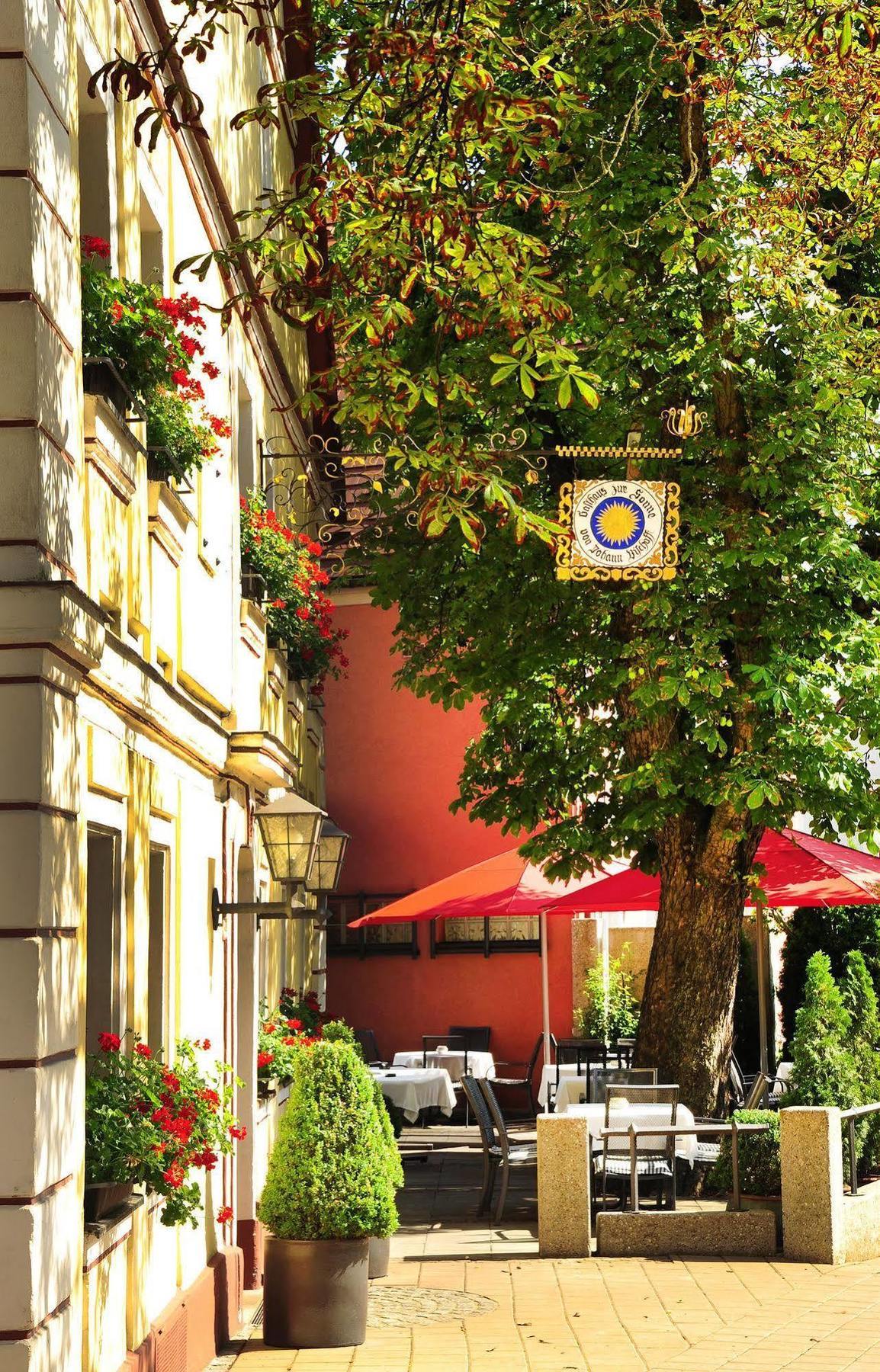 Landhotel Sonne Нойендеттельзау Экстерьер фото